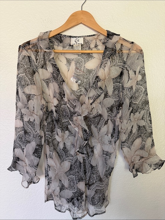 Ice Tops - ICE silk Chiffon V-Neck Floral Blouse in Black and Cream xl